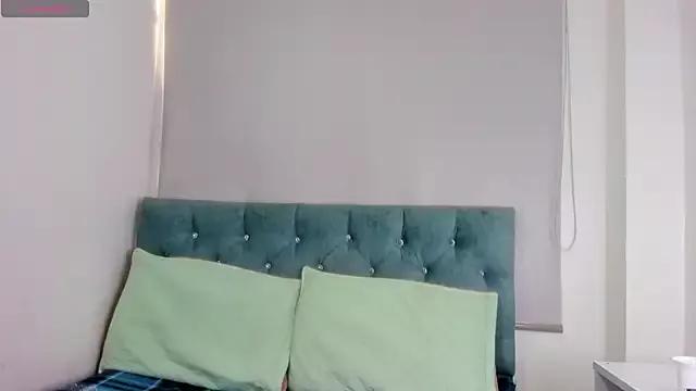 Liiliblue from StripChat is Freechat