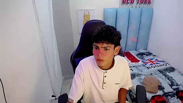 Check-out our cam rooms range and converse on a personal level with our delicious livecams streamers, showing off their spicy curves and toys.