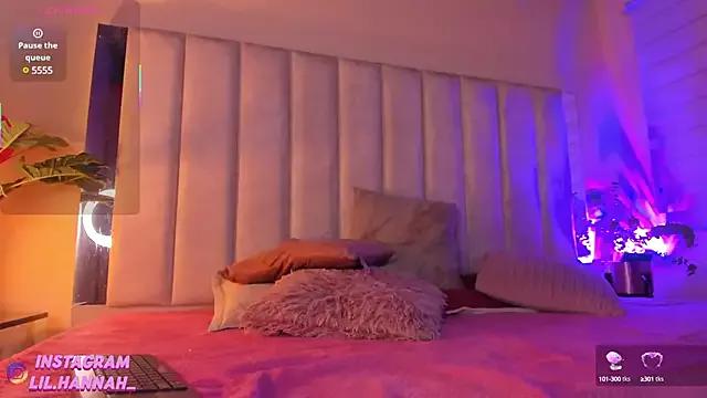 Check-out our cam rooms range and converse on a personal level with our delicious livecams streamers, showing off their spicy curves and toys.