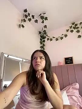 LilithAbril from StripChat is Freechat