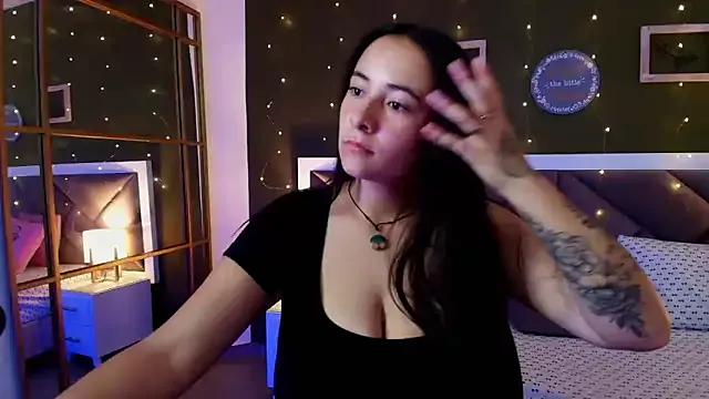 lilly_rohan from StripChat is Freechat