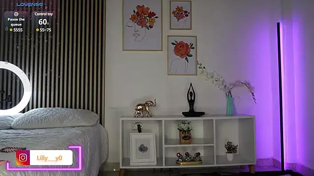 Check-out our cam rooms range and converse on a personal level with our delicious livecams streamers, showing off their spicy curves and toys.