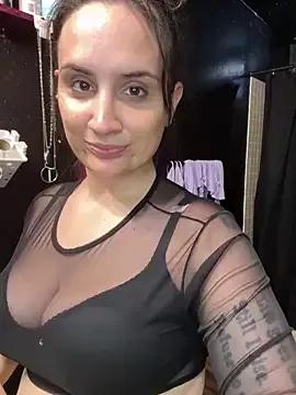 lillylooney from StripChat is Freechat
