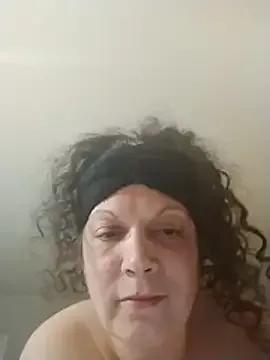 LilTinyWoman from StripChat is Freechat