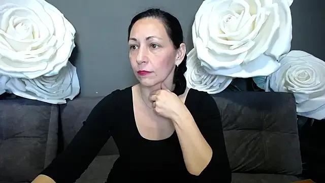LiluGrants from StripChat is Freechat