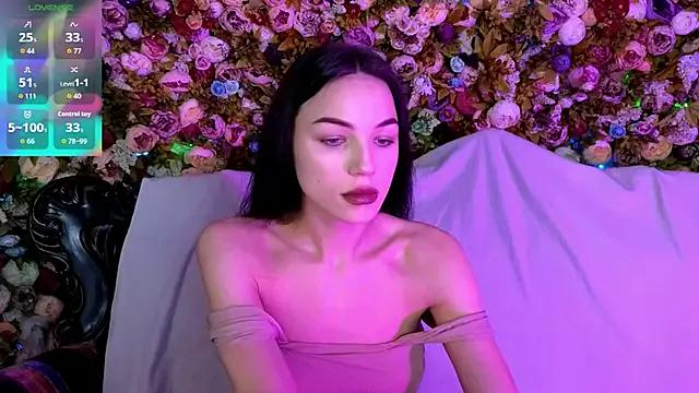 Lily_Me from StripChat is Freechat