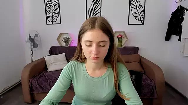 LilyHaart from StripChat is Freechat
