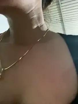 Linaannn from StripChat is Freechat
