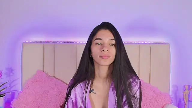 LisaBrunett from StripChat is Freechat