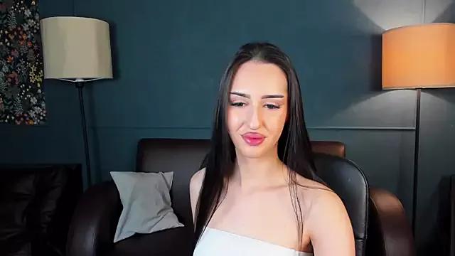 LisaFoxie from StripChat is Freechat