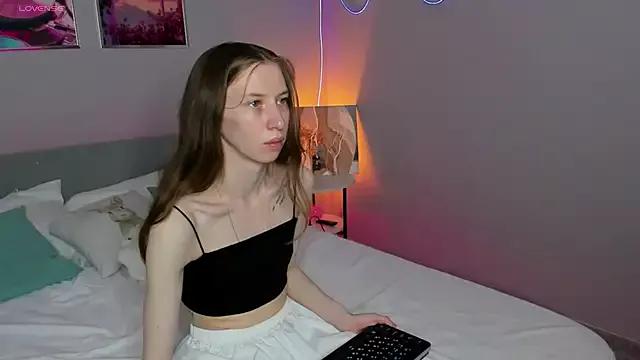 Check-out our cam rooms range and converse on a personal level with our delicious livecams streamers, showing off their spicy curves and toys.