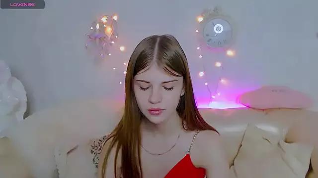 LissaCallMe from StripChat is Freechat