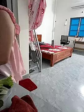 Little-star- from StripChat is Freechat
