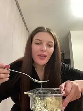 little_belucci from StripChat is Freechat