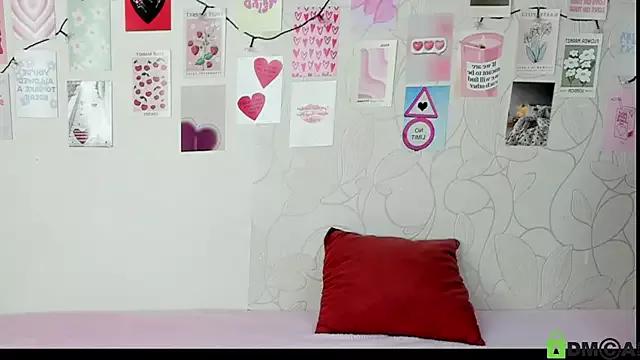 Check-out our cam rooms range and converse on a personal level with our delicious livecams streamers, showing off their spicy curves and toys.