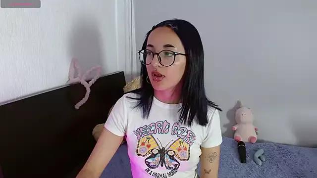 Littlee_Bunny_ from StripChat is Freechat