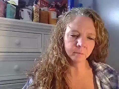 LittleRedRover from StripChat is Freechat