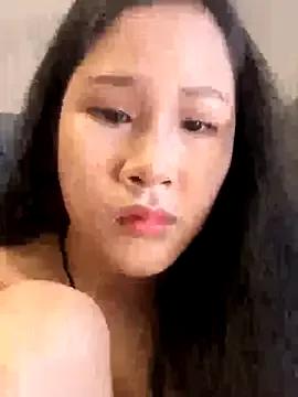 littlesluttycat from StripChat is Freechat