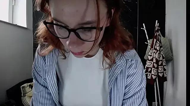 littleviki7 from StripChat is Freechat