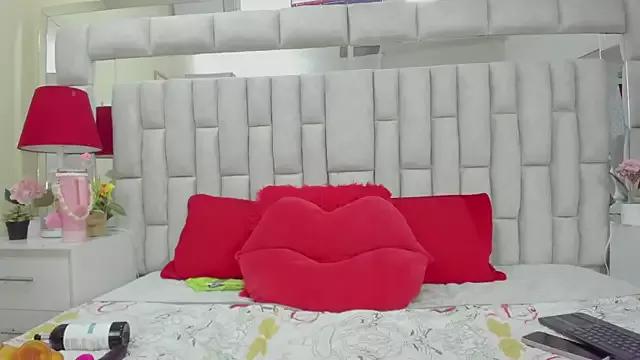 Check-out our cam rooms range and converse on a personal level with our delicious livecams streamers, showing off their spicy curves and toys.