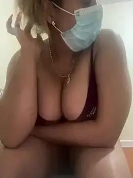 Lola-Sexxx from StripChat is Freechat