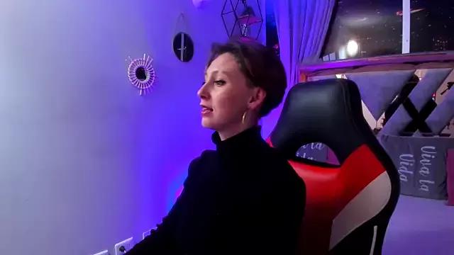 Check-out our cam rooms range and converse on a personal level with our delicious livecams streamers, showing off their spicy curves and toys.