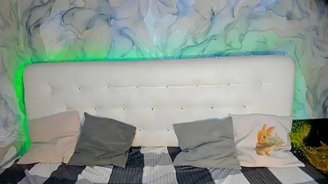 LolaMeddisson from StripChat is Freechat