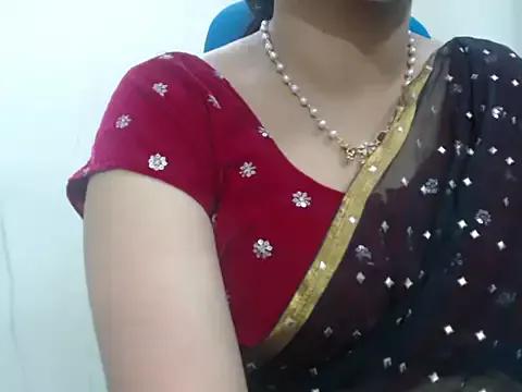 Lovely_Siri_23 from StripChat is Freechat