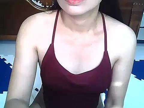 lovelynie123 from StripChat is Freechat