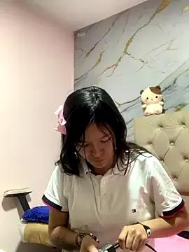 Lucia_20x from StripChat is Freechat