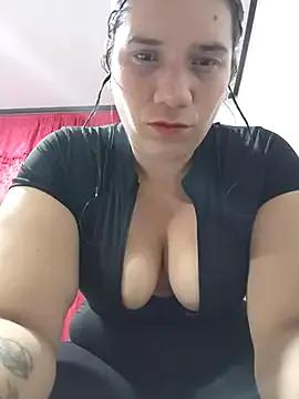 LuciaLumper from StripChat is Freechat