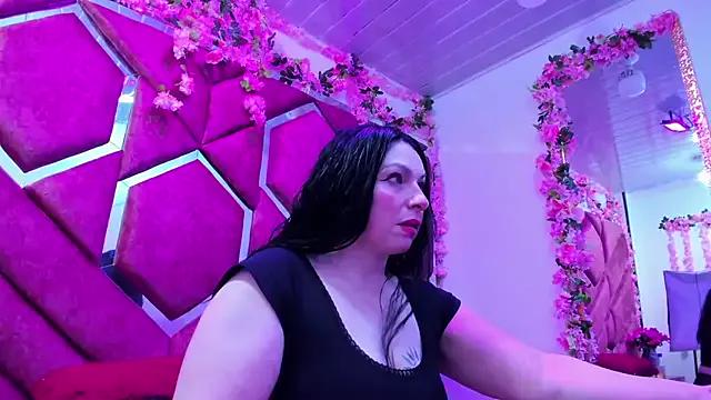 Luciana_Ass from StripChat is Freechat