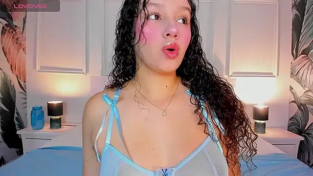 Check-out our cam rooms range and converse on a personal level with our delicious livecams streamers, showing off their spicy curves and toys.