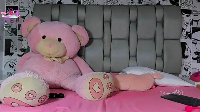Check-out our cam rooms range and converse on a personal level with our delicious livecams streamers, showing off their spicy curves and toys.