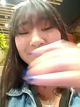 LucySempai from StripChat is Freechat