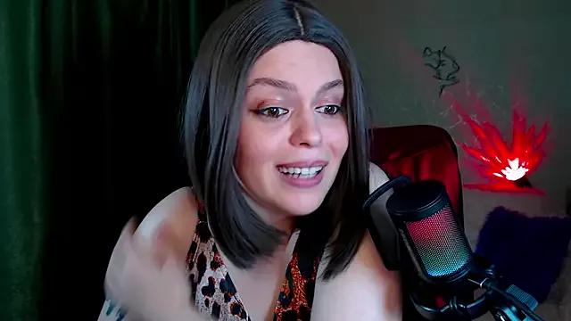 lucywmiller_ from StripChat is Freechat