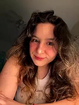 luisa_evans from StripChat is Freechat