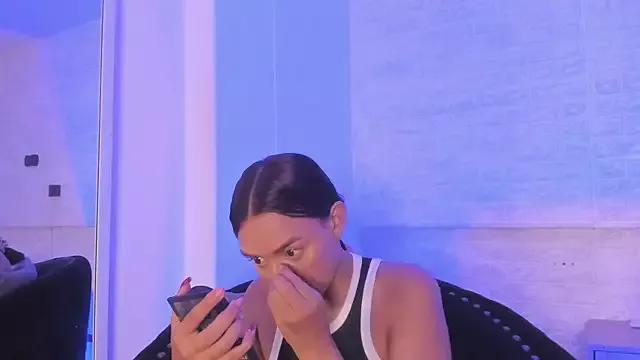 LuluGlow from StripChat is Freechat