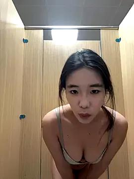 Photos of luluya1314 from StripChat is Freechat