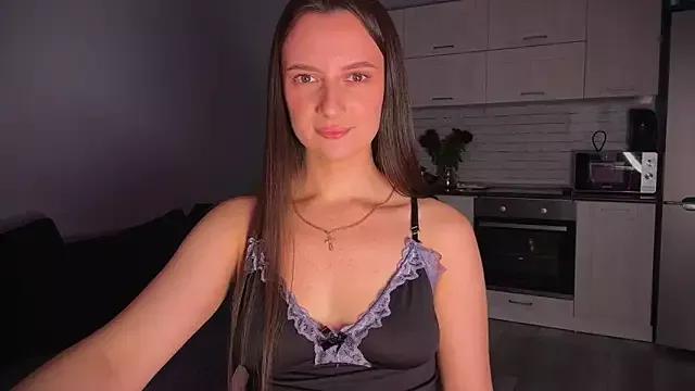 Luna_Raee from StripChat is Freechat