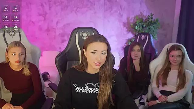 Luna_secretgirl from StripChat is Freechat