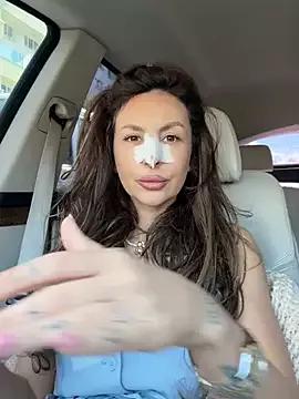 LunaBex from StripChat is Freechat