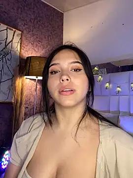 LunaCandy_ from StripChat is Freechat