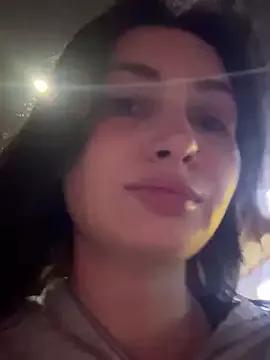 lunalovelee from StripChat is Freechat
