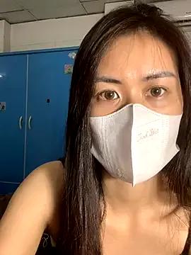 Lunamoon68 from StripChat is Freechat