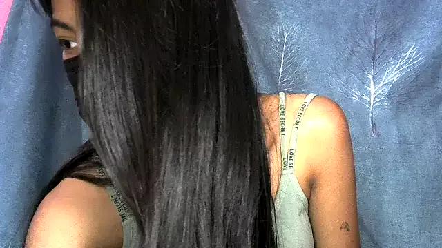 lusty_luxmi from StripChat is Freechat