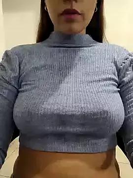 Luz_94 webcams show profile image 