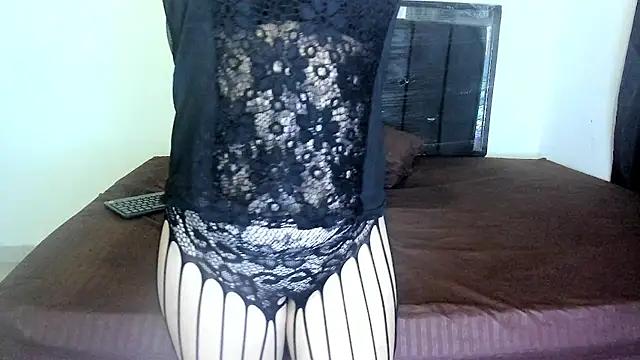 luzdiaz_sex from StripChat is Freechat