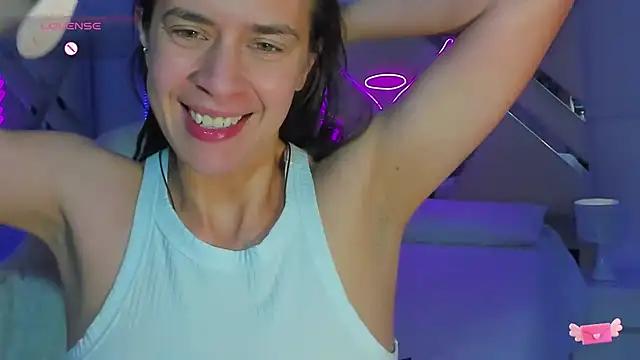 Lynda_Naughty from StripChat is Freechat