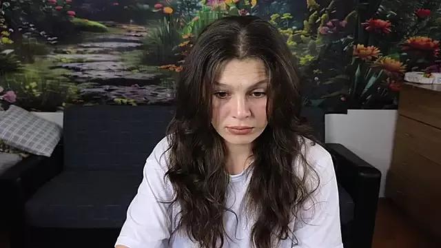 MadameDeFeu from StripChat is Freechat